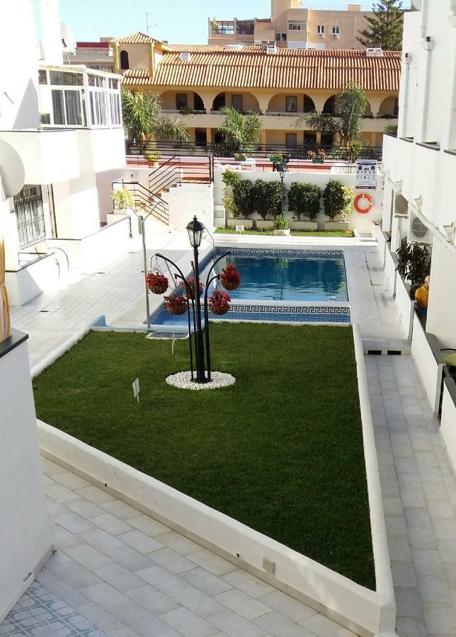 Apartamento Oasis Torremolinos Kültér fotó