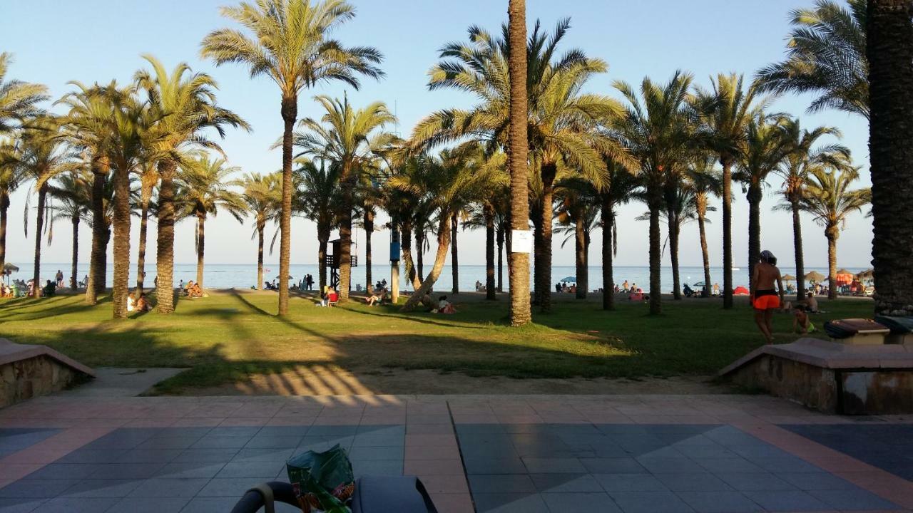 Apartamento Oasis Torremolinos Kültér fotó